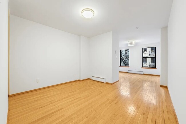 Photo - 100 St Marks Pl Unit 10