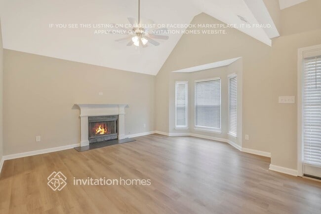 Photo - 1446 Chapel Hill Ln SW