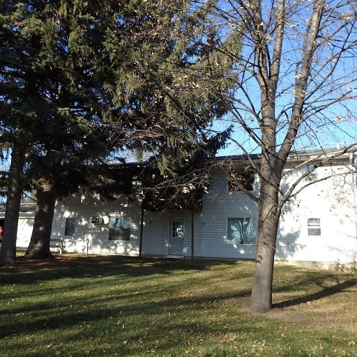 Photo - 305 Zuider Zee Dr SE Unidad 1