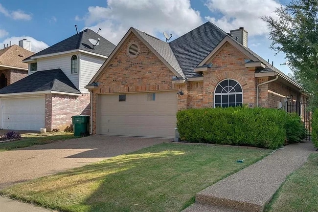 Building Photo - 2011 Mallard Dr Rental