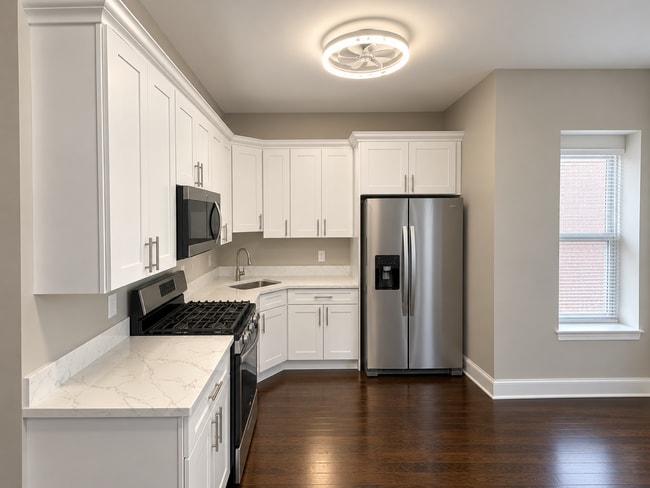 4118 S Martin Luther King Dr Unidad 2nd Floor Rear