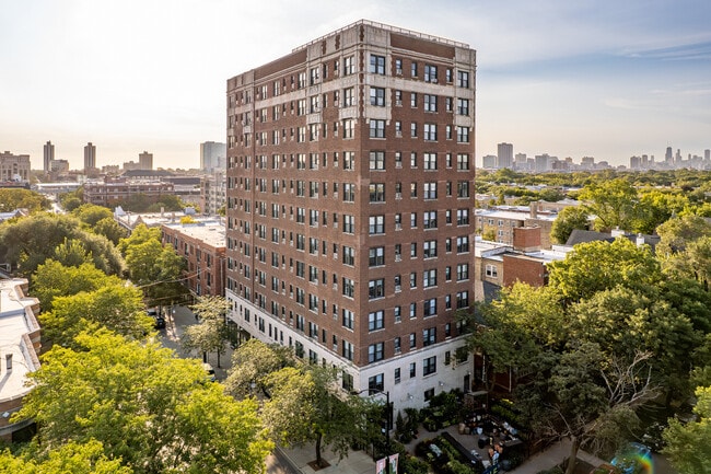 Building Photo - 1325 W Wilson Ave Unit 610 Rental