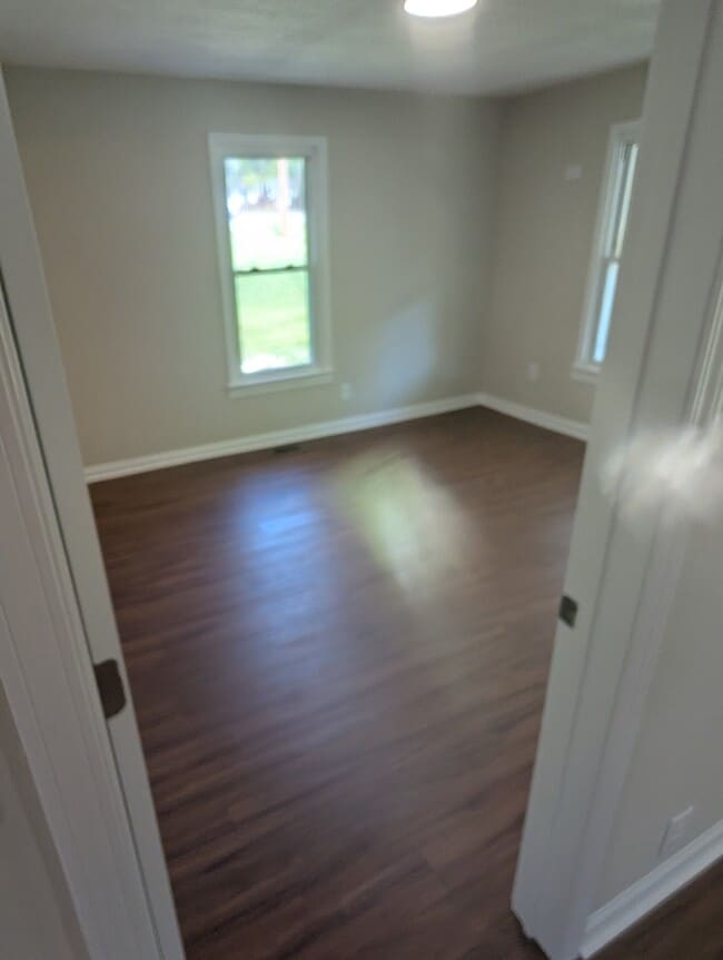 Photo - 210 E Maine Ave