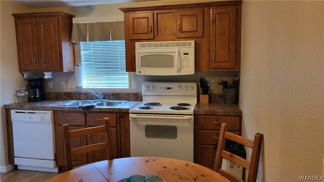 Photo - 606 Gordon Dr