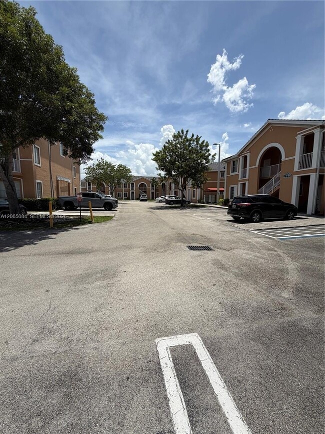Photo - 7130 NW 177th St Unit 207-8