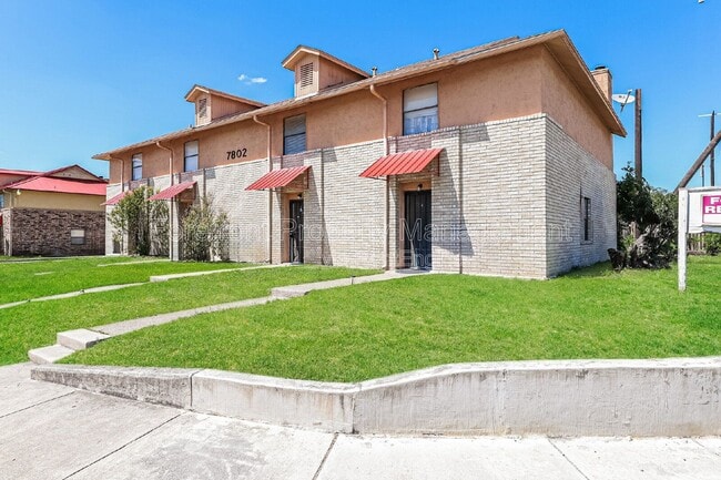 Photo - 7802 Richard Frank Way Unit 3