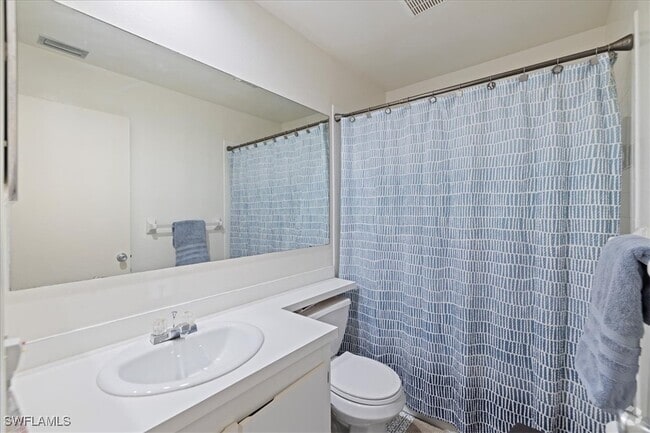 Building Photo - 5276 Cedarbend Dr Rental