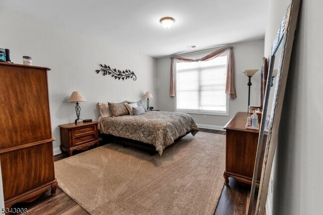 Photo - 310 Centennial Ave Unidad 206