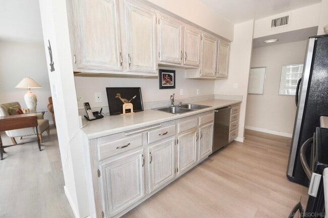 Photo - 1730 Avenida Del Mundo Unit 806