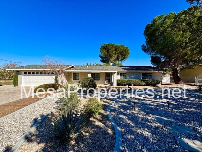 Photo - 7095 Lyons Ave