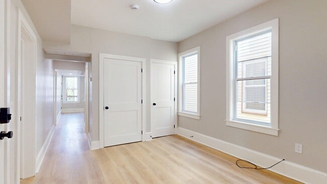 Photo - 205 Chelsea St Unit 2