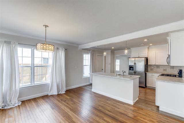 Photo - 852 Northwood Rd