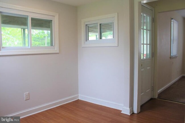 Photo - 117 Cornell Rd