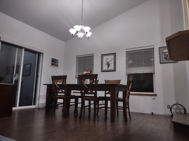 Photo - 720 Angela Dr House