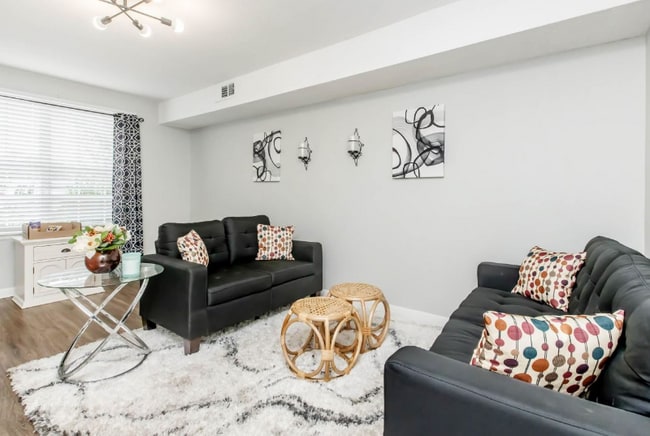 Photo - 600 Whispering Hills Dr