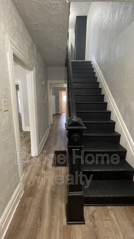Photo - 226 Lobinger Ave