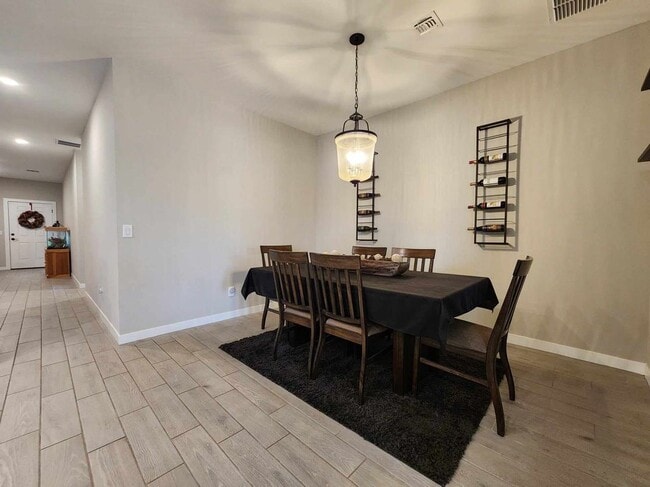 35210 W Santa Barbara Ave