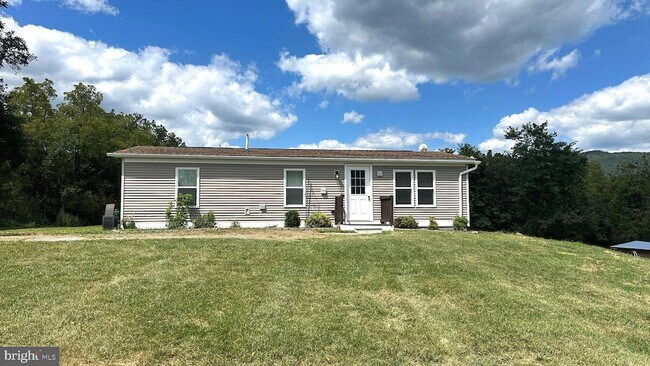 Photo - 9715 Back Rd