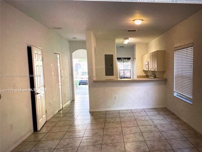 Photo - 4932 SW 140th Ter