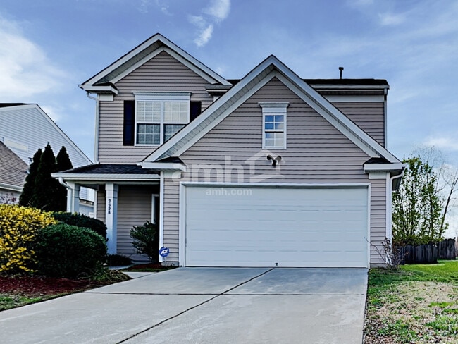 Building Photo - 2528 Ingleside Dr
