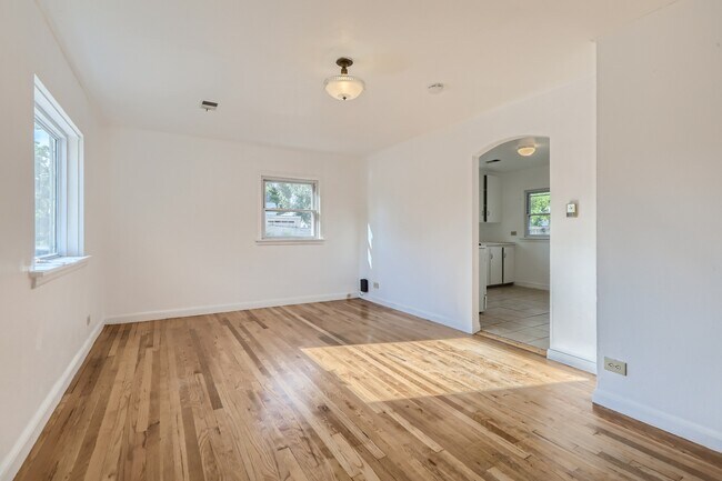 Big bright living room