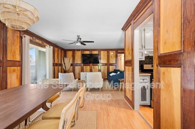 Photo - 809 Chickadee Ave