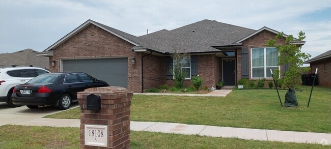 Building Photo - 18108 Sunny Stone Ct Rental