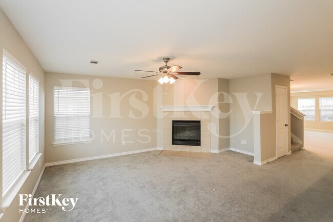 Photo - 3905 Mantis St