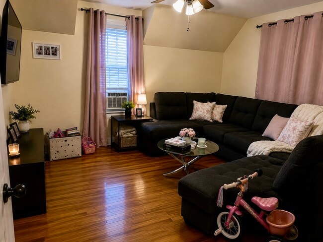 Photo - 16 Westminster St Unit 2