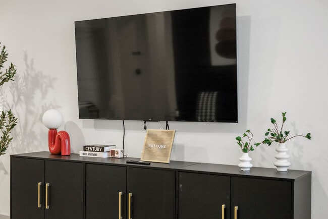 Photo - 13701 Montfort Dr Unit ID1346817P