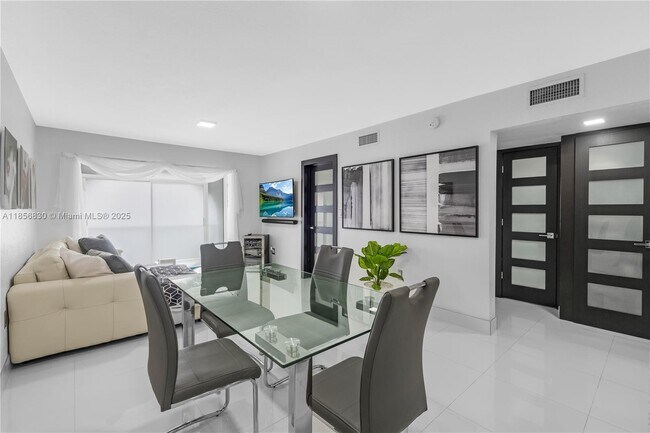 Building Photo - 6215 W 20th Ave Unit 218 Rental