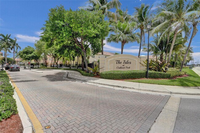 Photo - 3237 NW 32nd Terrace