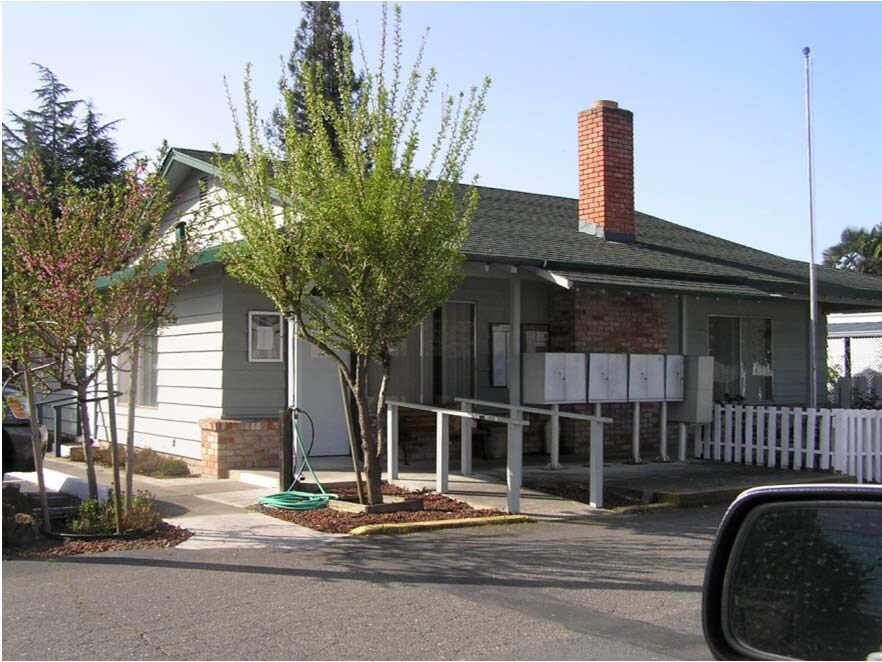 Photo - Blue Spruce Mobile Home Lodge