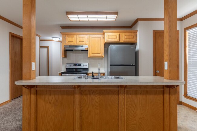 1807 Pointer Ln