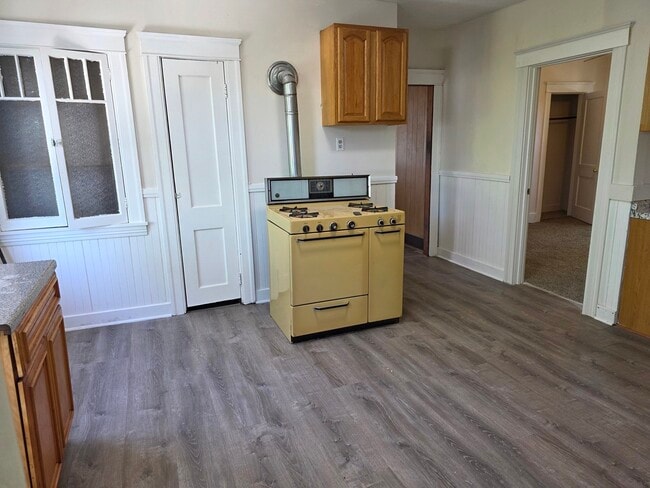 Photo - 14 Douglas Ct Unit 3rd FL