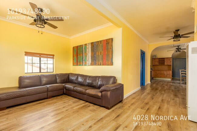 Photo - 4028 Nordica Ave