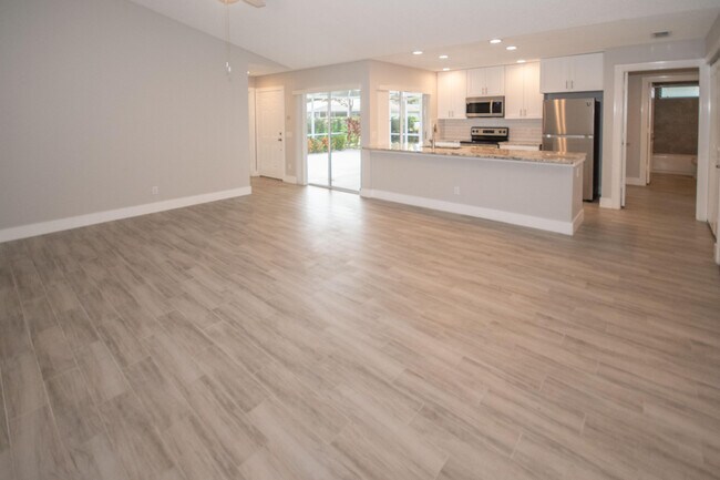 Building Photo - 3604 Pin Oak Ct Rental