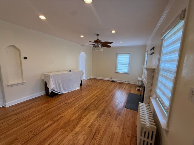 Photo - 730 Cottage St
