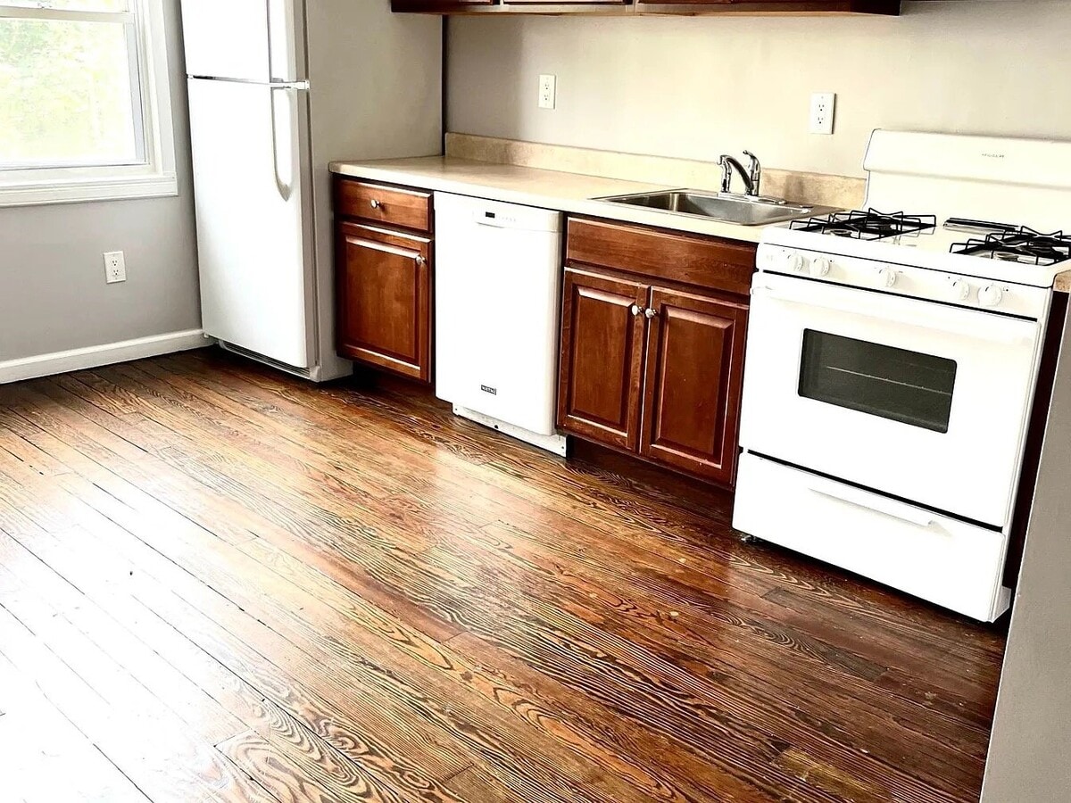 Photo - 14 N Spring St Unit Floor 3