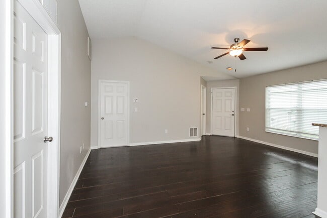 Photo - 6918 Summer Harbor Ln