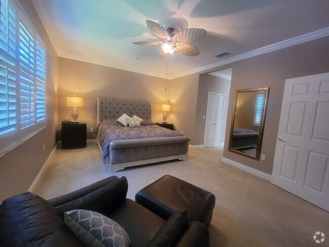 Building Photo - 16570 Goldenrod Ln Unit 202 Rental