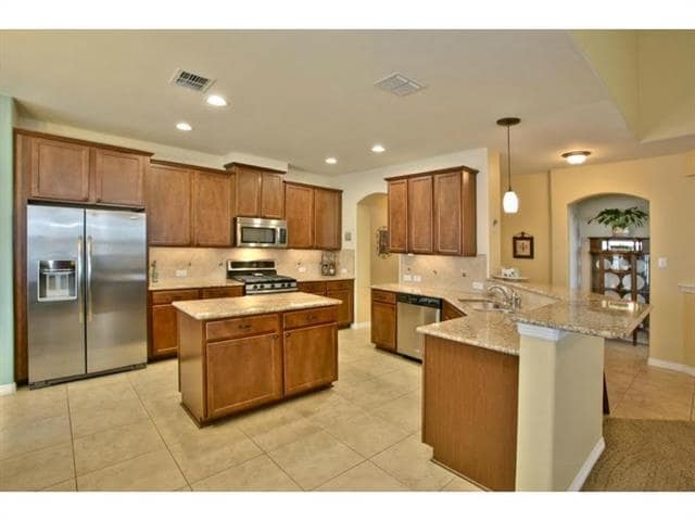 Photo - 401 Bluefinch Dr