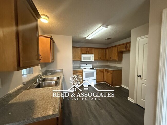 Photo - 3 Bedroom in Cordova!