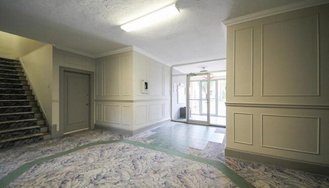 Photo - 458 Lutz Street