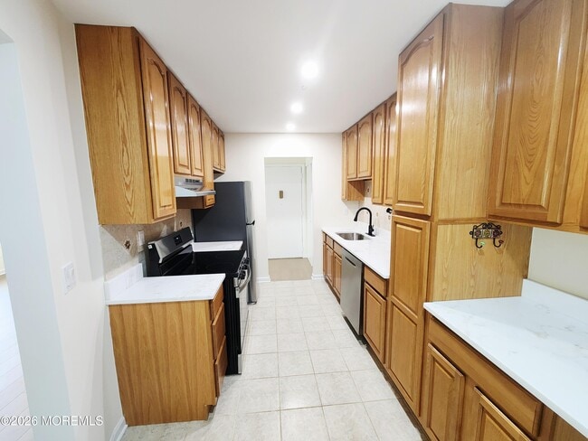 Photo - 26 Meadow Green Cir