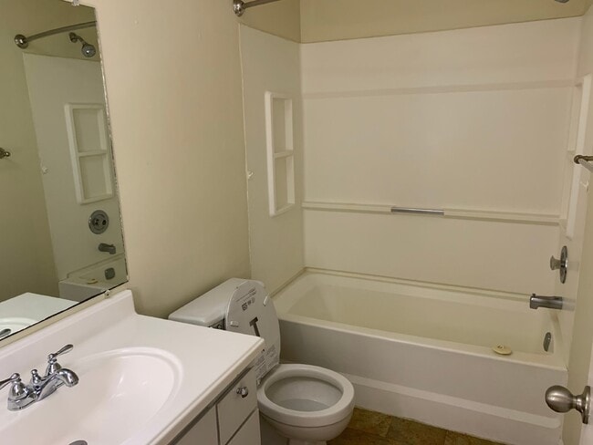 Photo - Condo for Rent Unit 130
