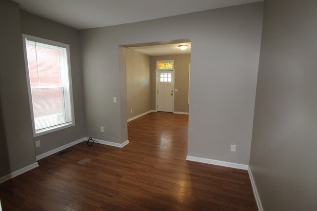 Photo - 392 N Garfield Ave