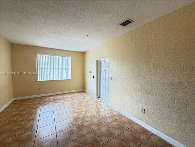 Photo - 7250 NW 177th St Unit 203-16