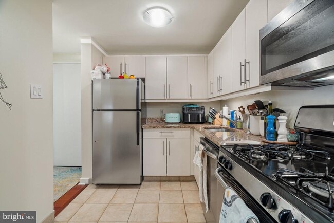 Photo - 219 S 18th St Unit 1016