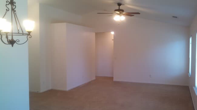 Photo - Beautiful home located in a court!